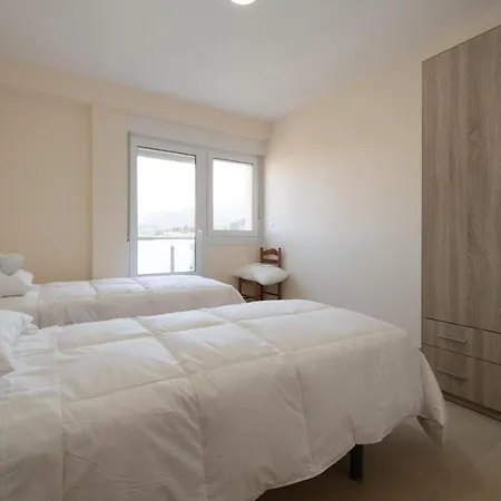 - 2 Bedrooms - 0287 *